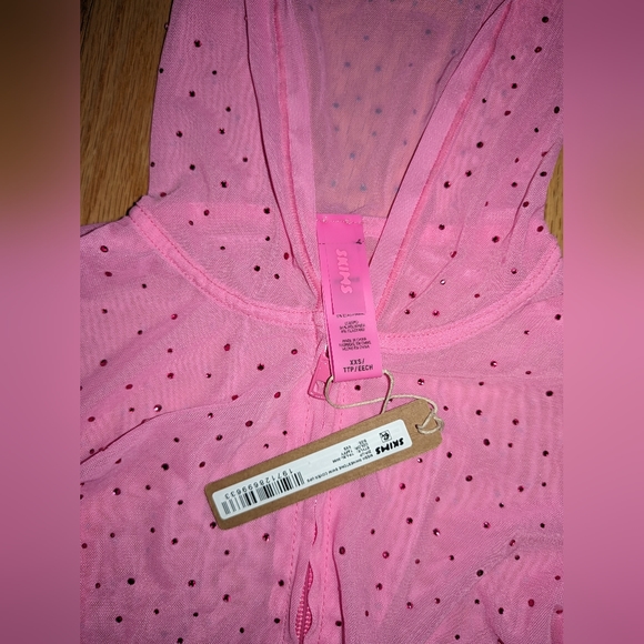 NWT SKIMS MESH RHINESTONE COVER UP 2 PIECE SET IN TAFFY - Picture 3 of 6
